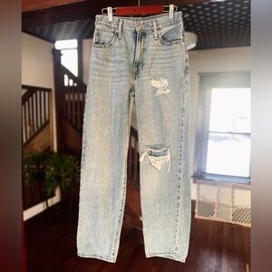 Levi’s Baggy jeans